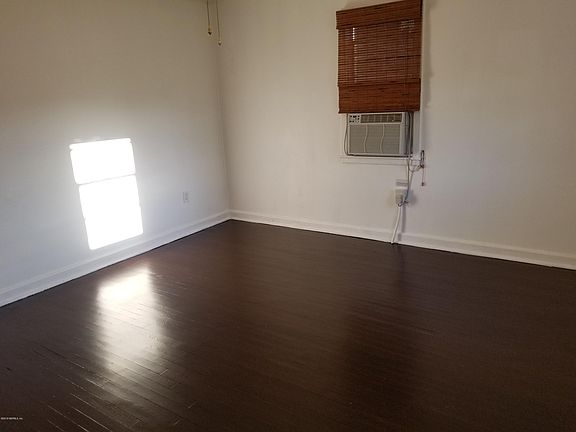 4th image of 7369 Shindler Dr