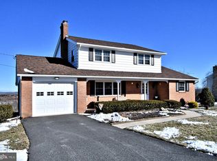 2711 Kutztown Rd, Pennsburg, PA 18073