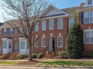 105 Nolen Ln, Chapel Hill, NC 27516