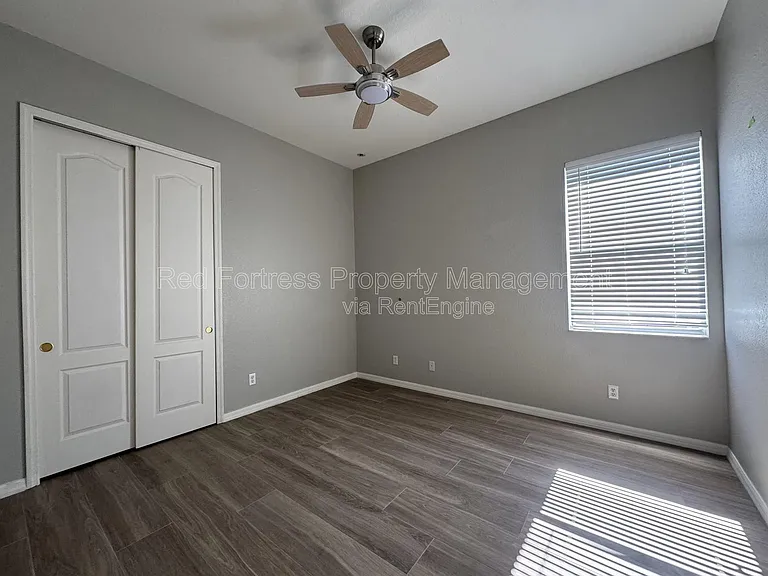 2531 Sawgrass Lake Ct — Photo 15