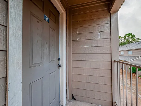 6701 Sands Point Drive #23, Houston, TX 77074