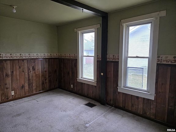 4th image of 608 S Pine St