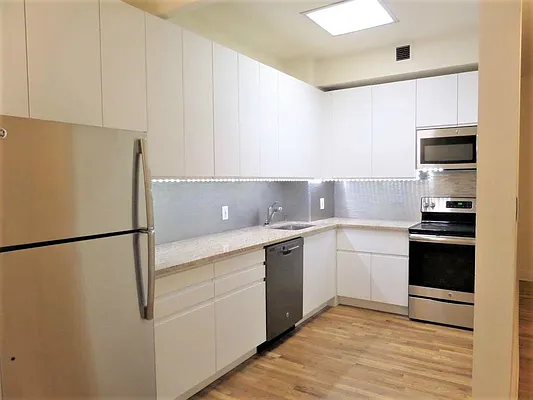 Rented by Bold New York | media 3