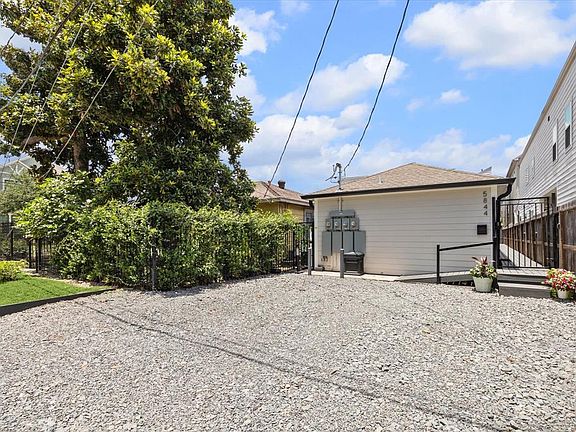 4th image of 5844 Darling St