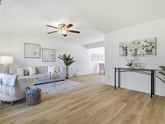 3rd image of 3062 Ironside Ct