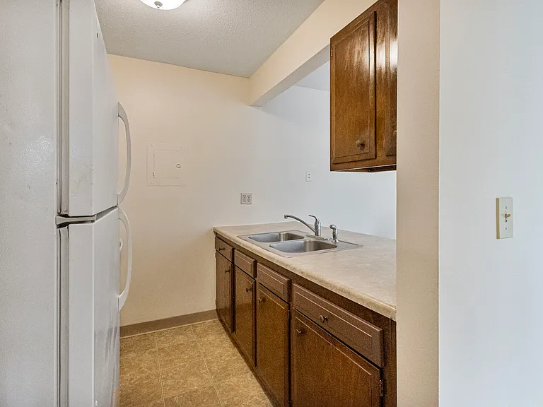 Kitchen sink/bar