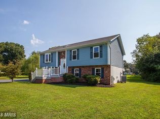 7815 Burgess Rd, Pasadena, MD 21122