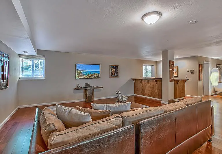 395 Sherwood Dr — Photo 23