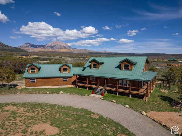 16 N Porcupine Ln, La Sal, UT 84530
