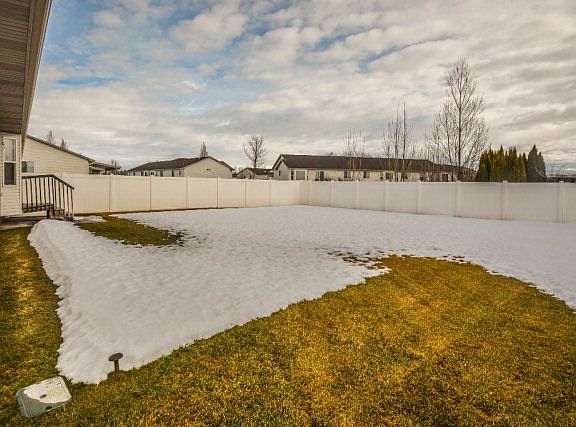 5th image of 1015 Silkwood Cir
