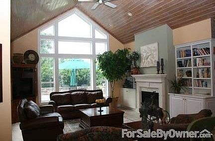 4th image of 8732 Lost Cove Dr