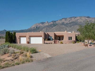 11401 San Bernardino Dr NE, Albuquerque, NM, 87122