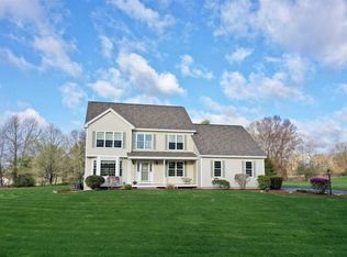 11 Neighborhood Ct, Bedford, NH 03110