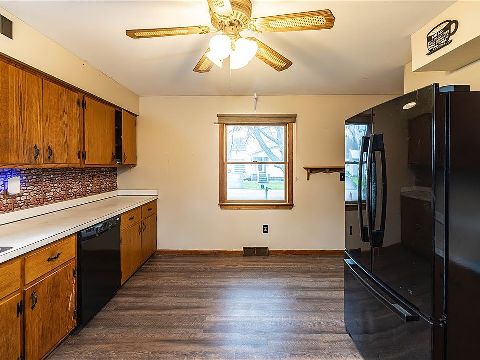 335 Baker Ave, Erie, PA 16511 Zillow
