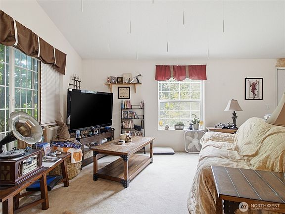 4th image of 16615 36th Street Ct E