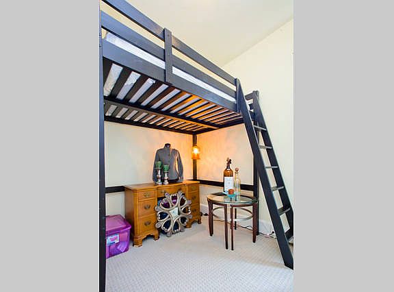 Loft bed INCLUDED