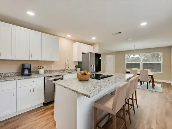 5040 Hollow Ridge Rd, Dallas, TX 75227
