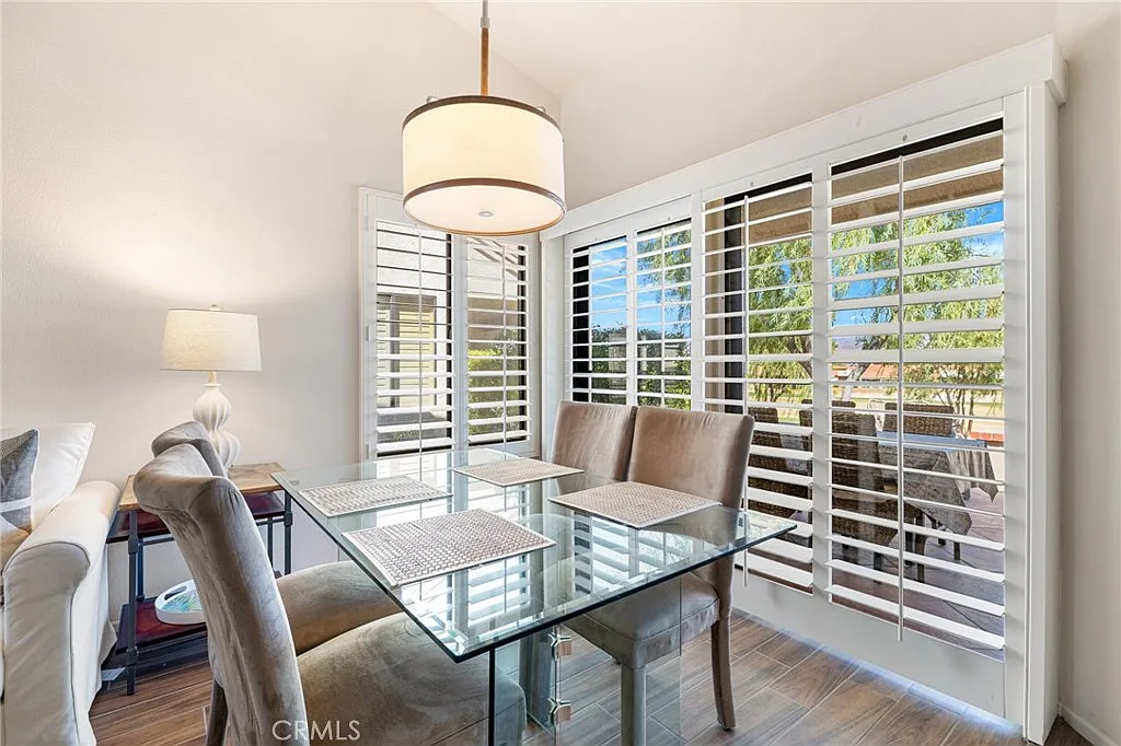2 bed, 1091 sqft, $2,800 — Photo 4