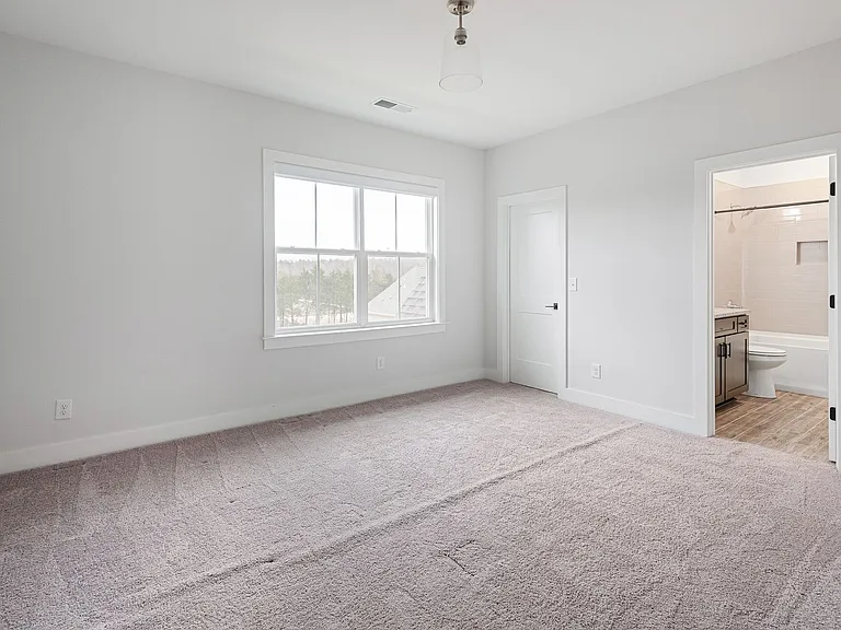 805 Regimental Dr — Photo 30