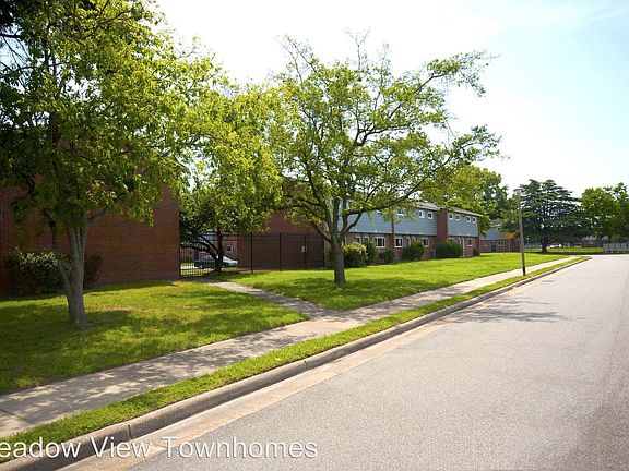4th image of 4707 Marshall Ave