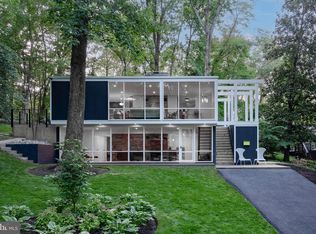 7200 Rebecca Dr, Alexandria, VA 22307