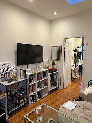 Rented by Point NYC | media 9