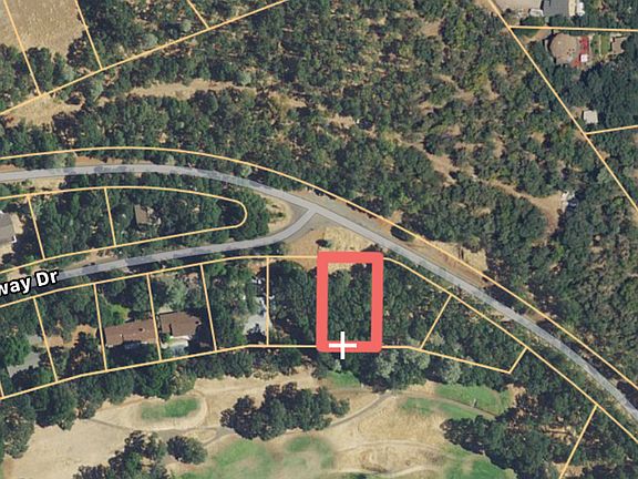 5th image of 2626 Greenway Dr