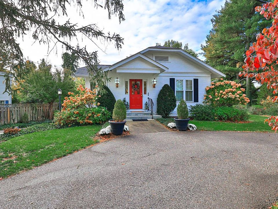 8815 Old Indian Hill Rd, Cincinnati, OH 45243 | Zillow