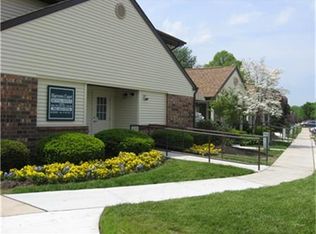 100 Whitherspoon Ln, Newark, DE 19713