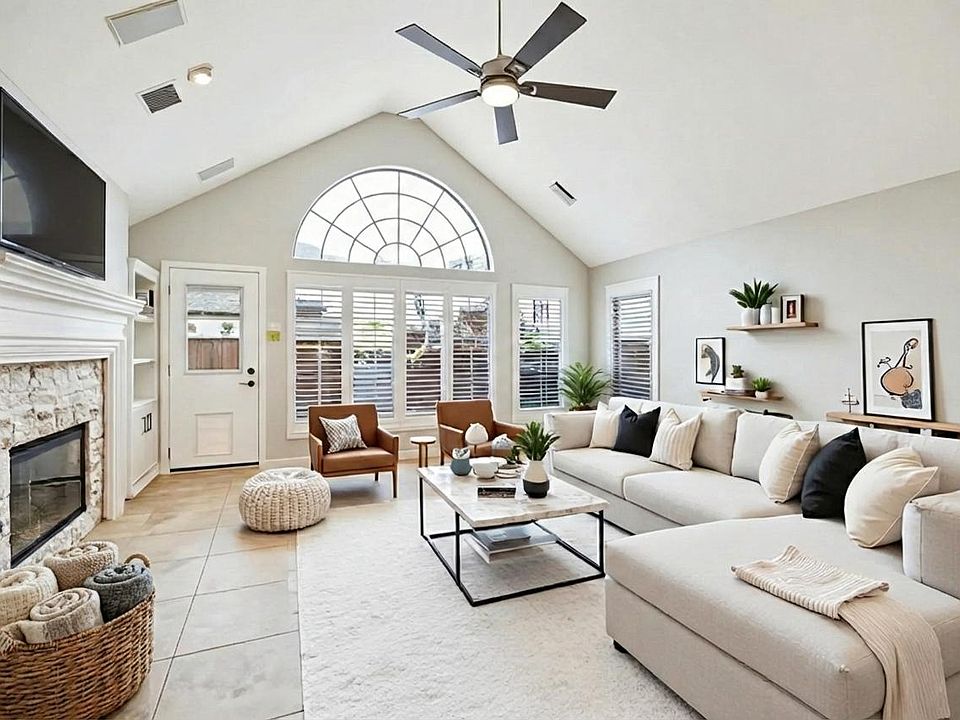 Welcome to a luxurious, low-maintenance lifestyle in one of Allen's premier communities!