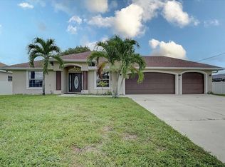 707 NW 19th Ct, Cape Coral, FL 33993