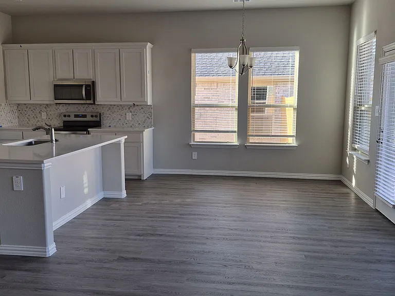 280 Cisco Trl — Photo 5