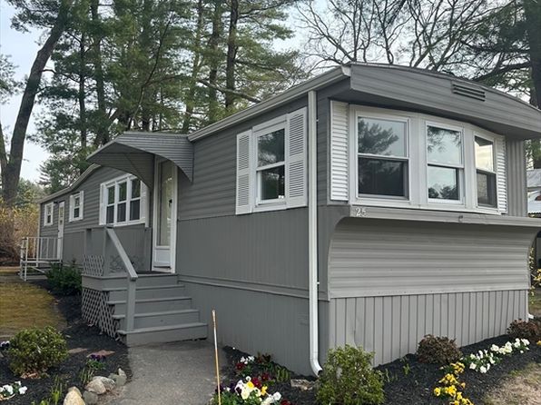 25 Beechwood Rd, Halifax, MA 02338