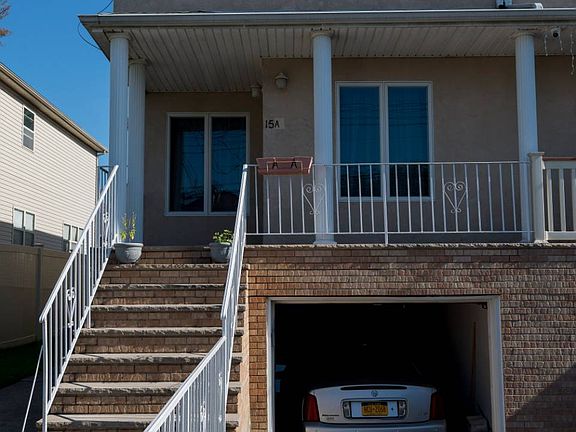 3rd image of 15A Glover St #129