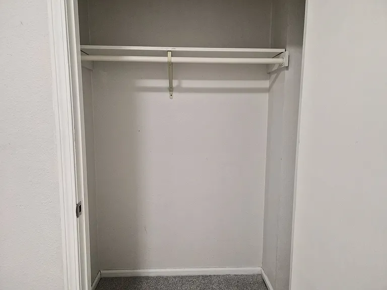 321 Northwood Ln — Photo 29