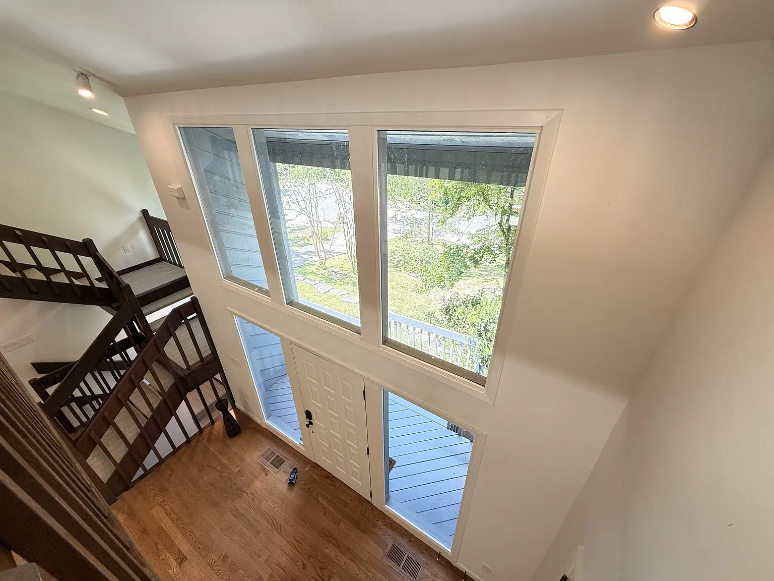 5 bed, 4.5 bath, 5191 sqft, $8,995 — Photo 4