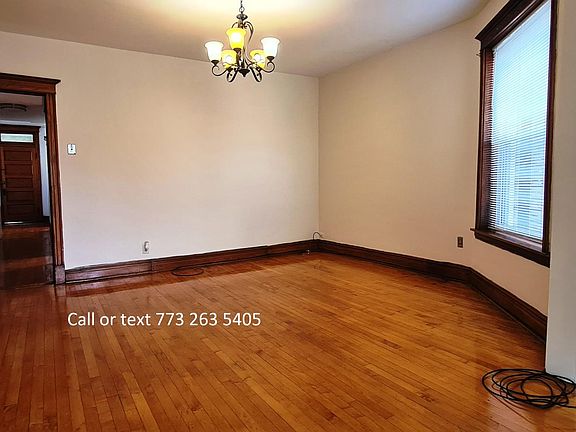 4th image of 2229 W Iowa St #3T