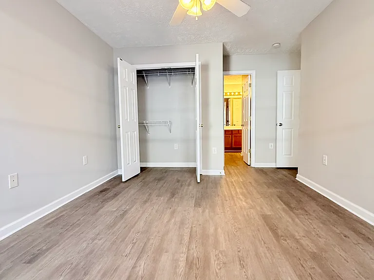 52 Linsey Ct — Photo 30