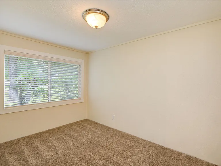 804 Chickasaw Dr — Photo 17