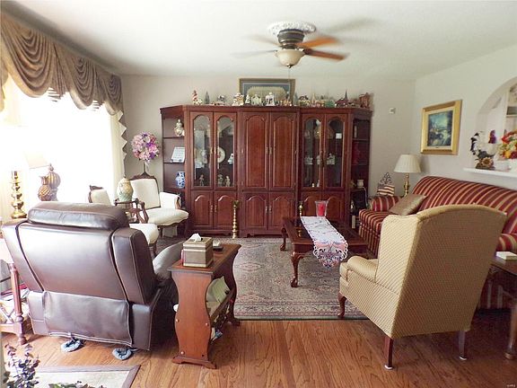 4th image of 27 Snowbird Ln