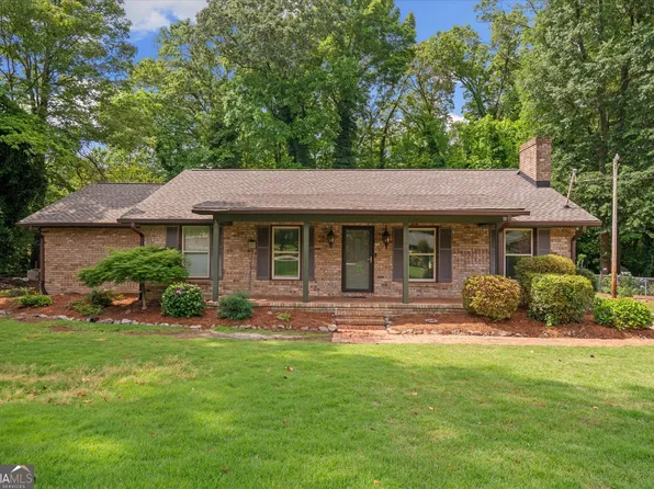 280 Colonial Dr SW, Carrollton, GA 30117