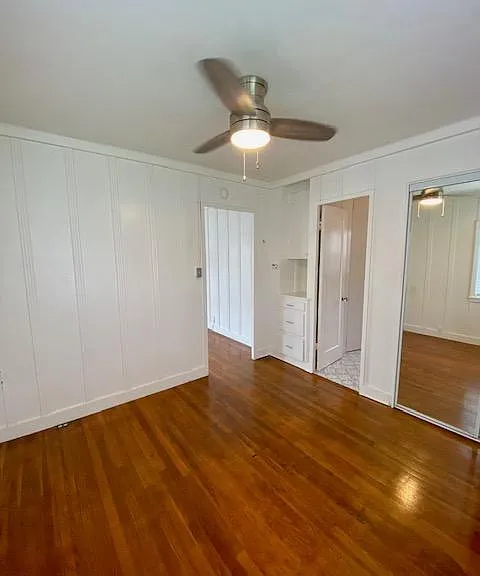 4755 Newport Ave — Photo 8