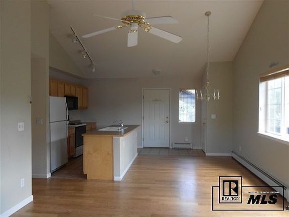 3rd image of 3315 Covey Cir Unit 4