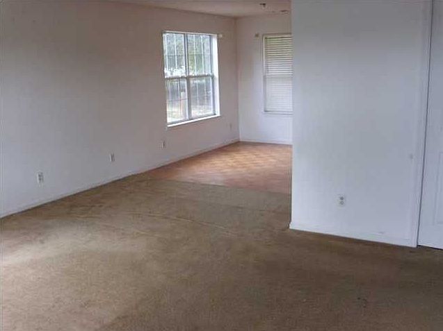 2nd image of 3772 East Rd