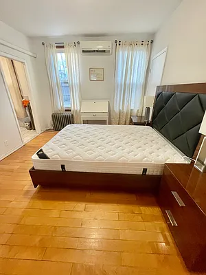 Rented by Nooklyn NYC LLC | media 37