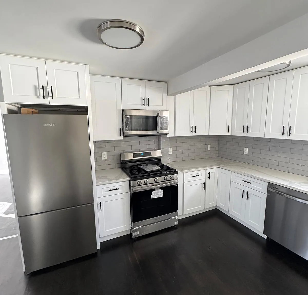 2 bed, $2,200 — Photo 2