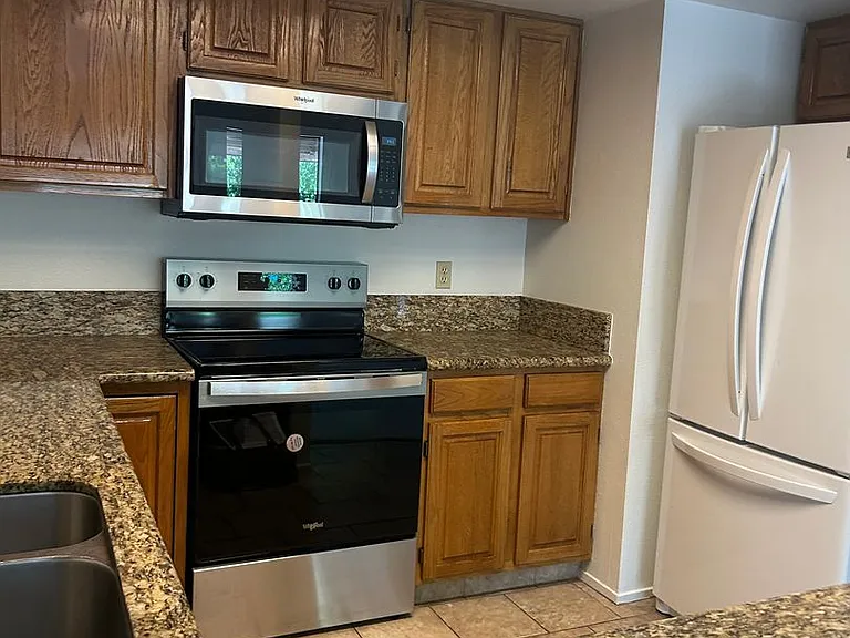 2875 Idlewild Dr #24 — Photo 5
