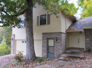 2107 McGuire St, Springdale, AR 72762