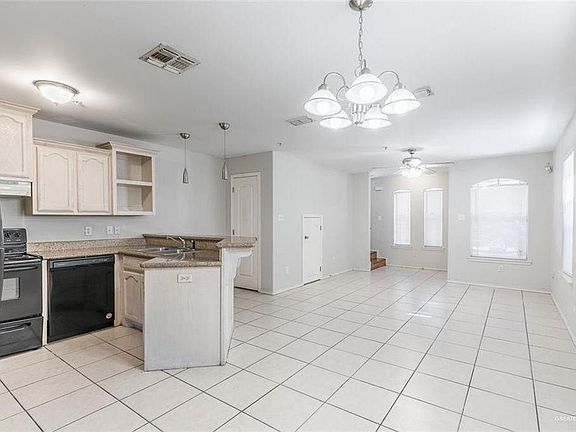 3rd image of 110 S 48th Ln APT 1