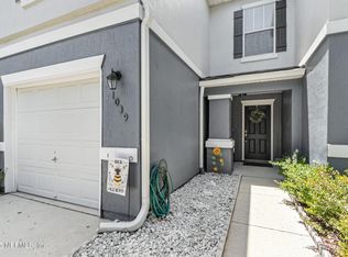 1039 N Black Cherry Dr, Saint Johns, FL 32259